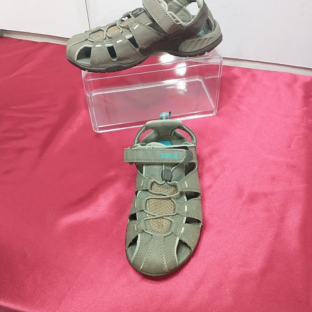 Teva Dozer III Women's Size 6 ShocPad Walking Hiking Water Sport Sandals 4173.